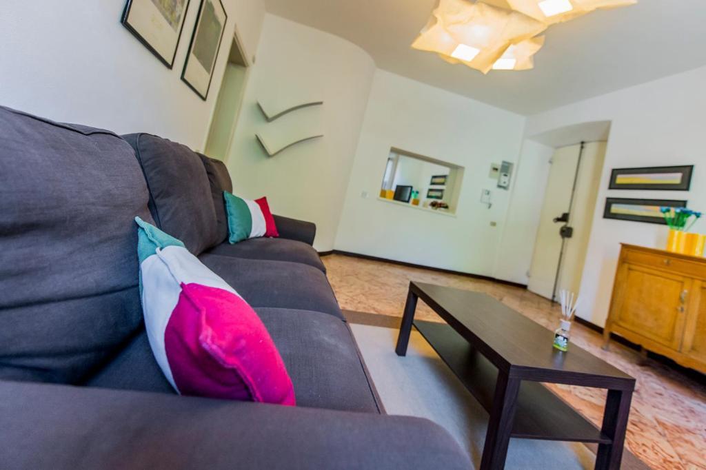 Le Residenze Del Conte Agudio Apartamento Malgrate Quarto foto